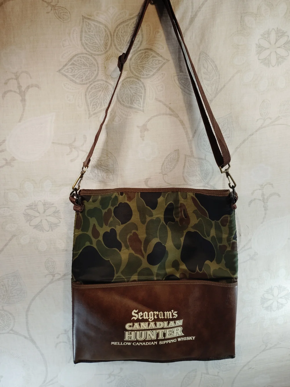 Quencheroo Canadian Hunter Camouflage & Brown Crossbody/Messenger Bag
